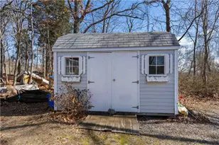 40 Fleetwood Dr, North Kingstown, RI 02874 - Photo 19