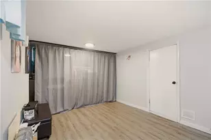 12 Roosevelt St, North Providence, RI 02904 - Photo 27