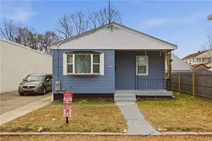 12 Roosevelt St, North Providence, RI 02904 - Photo 1