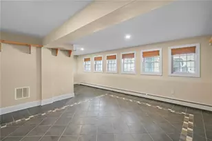 2269 E Main Rd, Portsmouth, RI 02871 - Photo 41