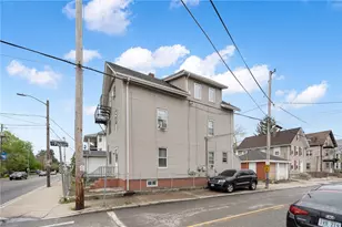 518 Lonsdale Ave, Pawtucket, RI 02860 - Photo 21