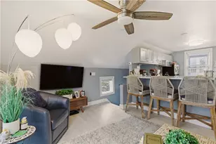 9 Bacheller St, Newport, RI 02840 - Photo 3