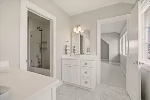 165 Newport Harbor Dr, Portsmouth, RI 02871 - Photo 31