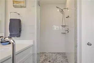 165 Newport Harbor Dr, Portsmouth, RI 02871 - Photo 25