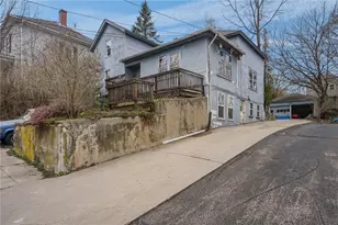 7 Shippee Ave, West Warwick, RI 02893 - Photo 3