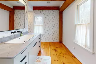 296 Stoney Holllow Rd, Tiverton, RI 02878 - Photo 17