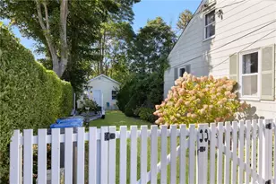 109 Allston Ave, Middletown, RI 02842 - Photo 17