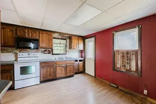 15 Hope Ct, West Warwick, RI 02893 - Photo 7