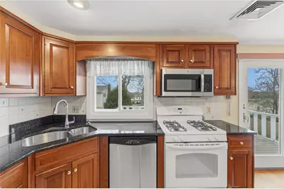 137 Monterey Drive, West Warwick, RI 02893 - Photo 3