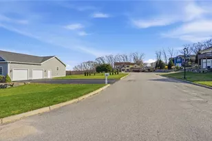 36 Abatecola Wy, Johnston, RI 02919 - Photo 11