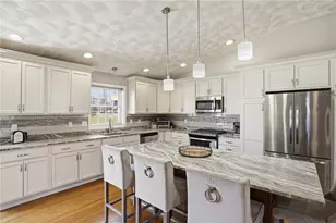 36 Abatecola Wy, Johnston, RI 02919 - Photo 9