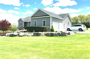 36 Abatecola Wy, Johnston, RI 02919 - Photo 3