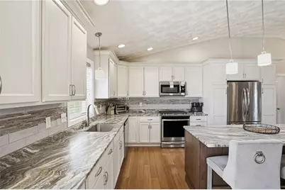 36 Abatecola Way, Johnston, RI 02919 - Photo 11