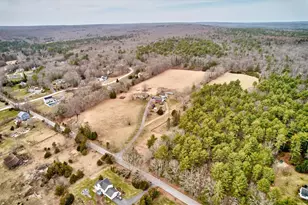 58 Dye Hill Rd, Hopkinton, RI 02832 - Photo 5