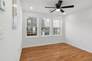 24 St James St, Providence, RI 02907 - Photo 11