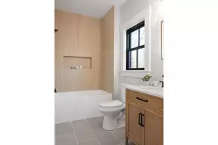 980 Green End Ave Ave, Middletown, RI 02842 - Photo 33