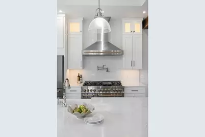 980 Green End Avenue Avenue, Middletown, RI 02842 - Photo 9