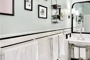 18 Adelphi Ave, Providence, RI 02906 - Photo 13