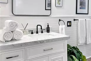 18 Adelphi Ave, Providence, RI 02906 - Photo 25