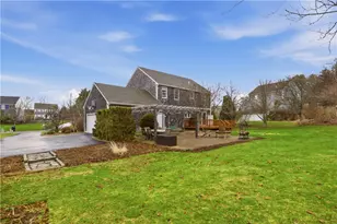 23 W Passage Dr, Portsmouth, RI 02871 - Photo 3