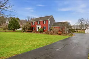 23 W Passage Dr, Portsmouth, RI 02871 - Photo 3