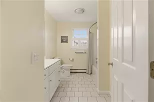 23 W Passage Dr, Portsmouth, RI 02871 - Photo 37