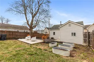 27 Padelford St, Providence, RI 02906 - Photo 37