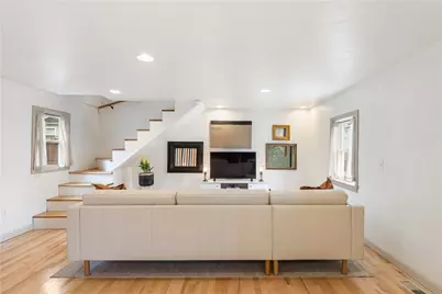 27 Padelford Street, Providence, RI 02906 - Photo 13