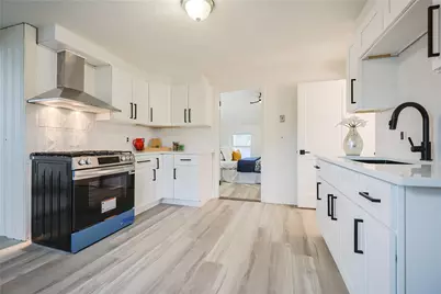 159 Dunnell Avenue, Pawtucket, RI 02860 - Photo 9