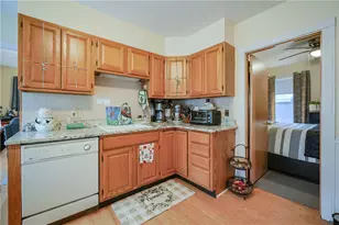 159 Dunnell Ave, Pawtucket, RI 02860 - Photo 33