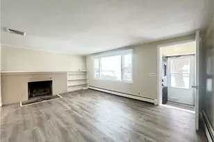 135 S Pierce Rd, East Greenwich, RI 02818 - Photo 11