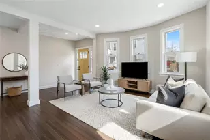 4 Clinton Ave, Newport, RI 02840 - Photo 5