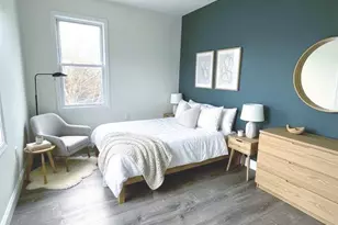 4 Clinton Ave, Newport, RI 02840 - Photo 19