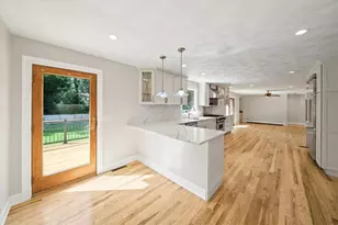 30 Dutchess Dr, Cranston, RI 02921 - Photo 13