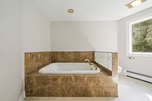 30 Dutchess Dr, Cranston, RI 02921 - Photo 37