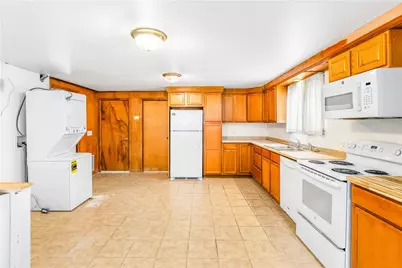 10 Potter Drive, Providence, RI 02907 - Photo 9