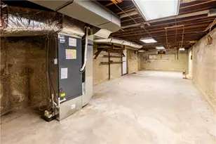 10 Potter Dr, Providence, RI 02907 - Photo 29