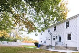 1 Shangri-La Ln, Middletown, RI 02842 - Photo 3