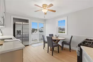 377 England St, Cumberland, RI 02864 - Photo 17