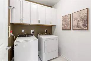 141 E Pt Dr, East Providence, RI 02916 - Photo 13