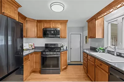 26 Ellison Street, Cranston, RI 02920 - Photo 7