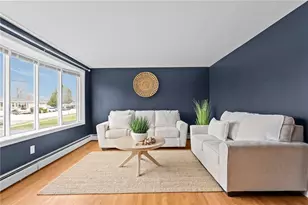 26 Ellison St, Cranston, RI 02920 - Photo 3