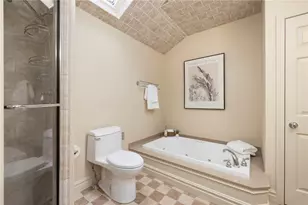 22 Miles Ave, Providence, RI 02906 - Photo 27