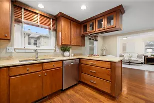 22 Miles Ave, Providence, RI 02906 - Photo 7