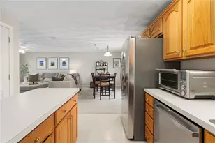 75 MacBeth St, Cranston, RI 02920 - Photo 11