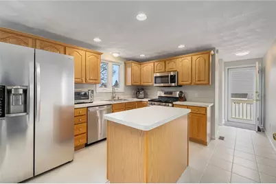 75 Macbeth Street, Cranston, RI 02920 - Photo 9