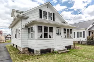 190 Wendell Rd, Warwick, RI 02888 - Photo 1