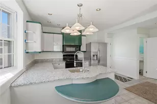 21 Earlham Way, Warwick, RI 02886 - Photo 7