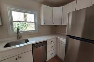 125 Wentworth Ave, Warwick, RI 02889 - Photo 11