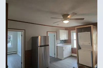 59 Court Street, Bristol, RI 02809 - Photo 7